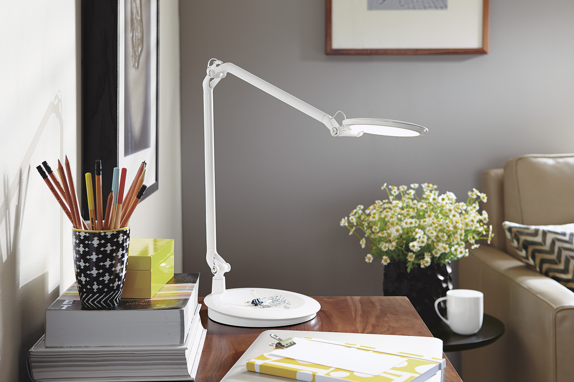 Element Disc LED lamp on desk