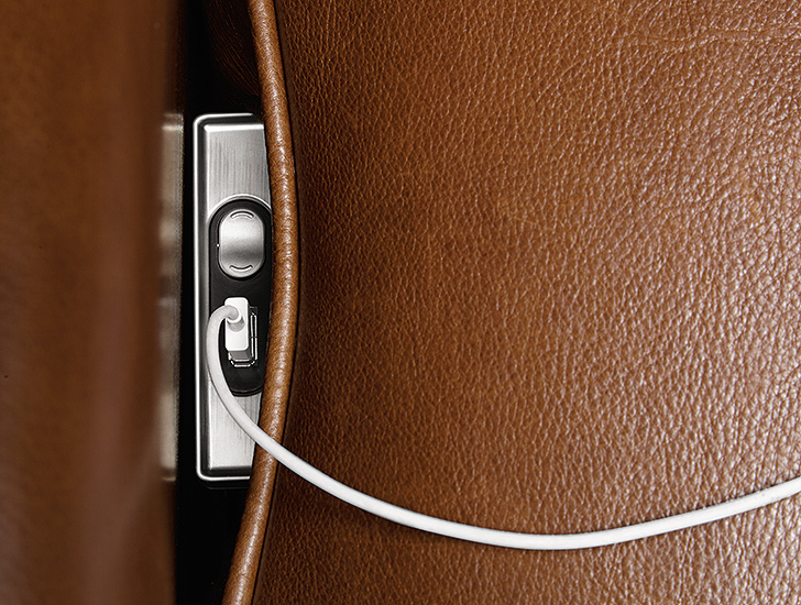 Harper USB charging port close up