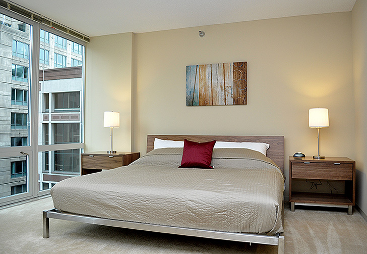 copenhagen_bed_nightstands