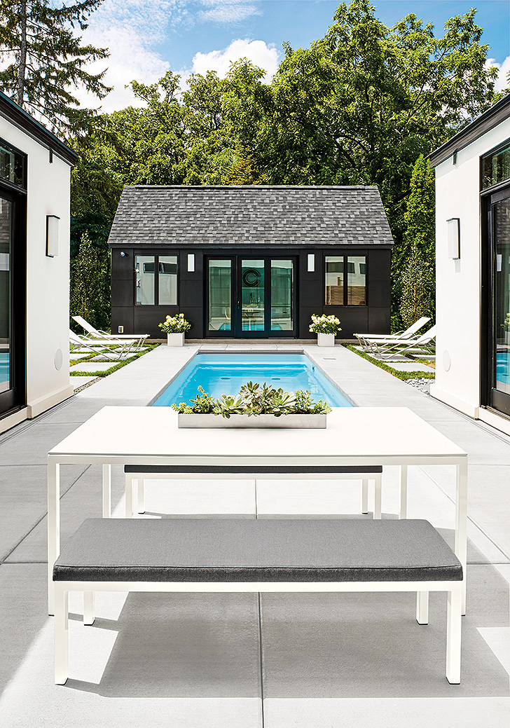 Pratt outdoor dining table, Pratt outdoor benches