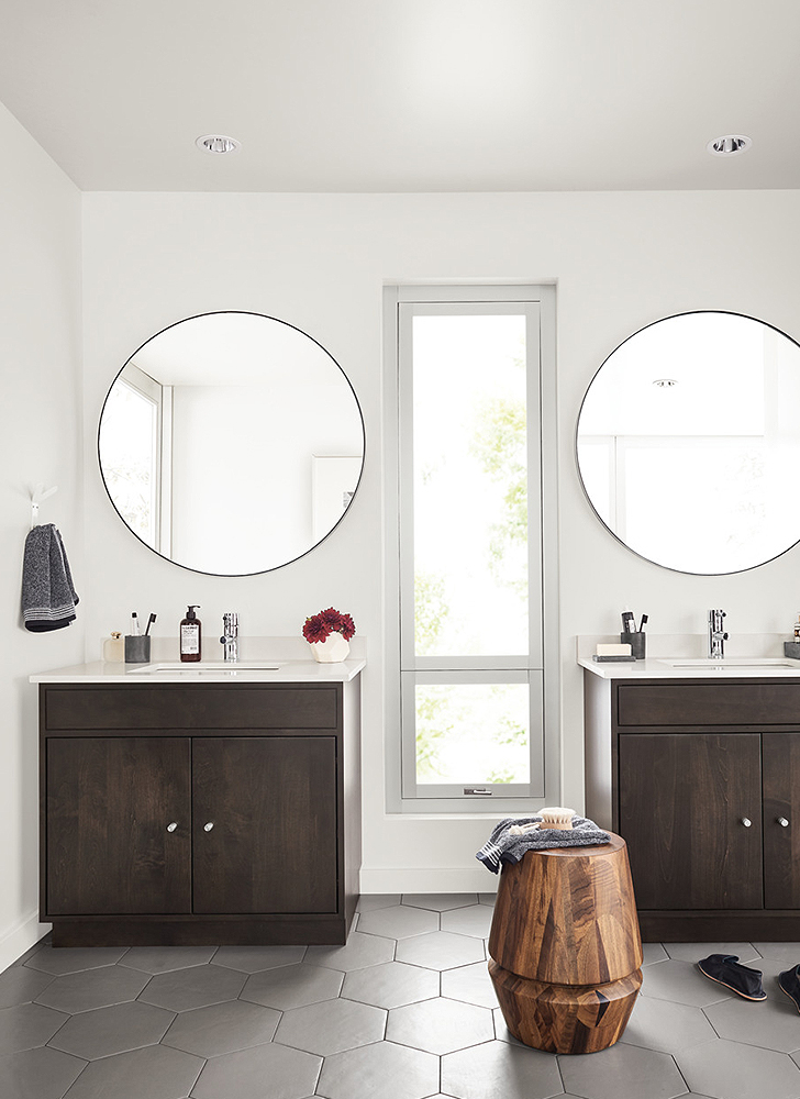 Linear vanity with Infinity mirror