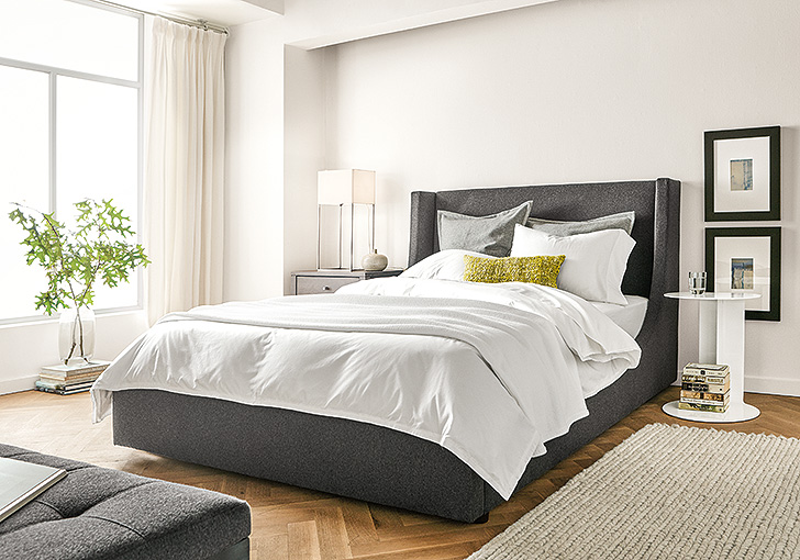 White sheets and blankets, perfect for summertime