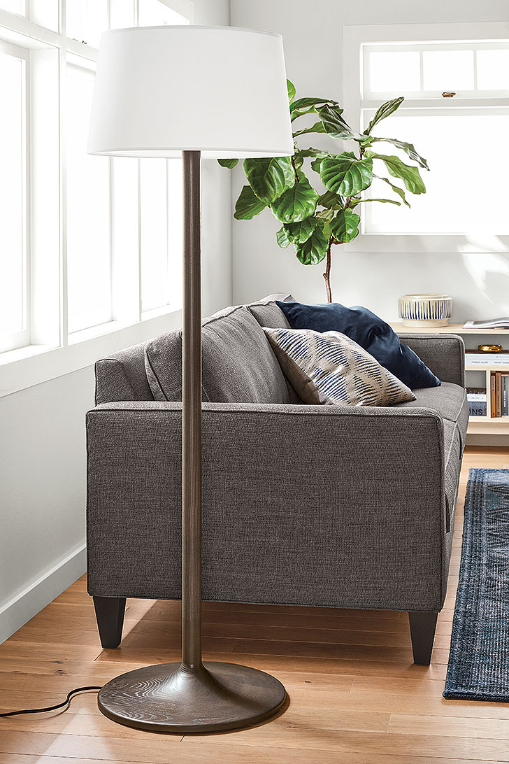 Contemporary lighting: Connelly floor lamp