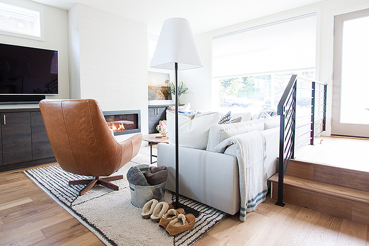 Living room with modern floor lamp