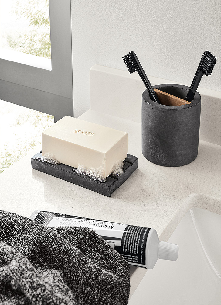 Smooth concrete Saco soap dish and toothbrush holder