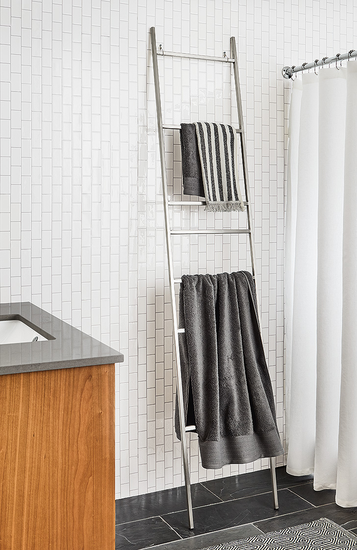 Modern Slim towel rack ladder in small bathroom