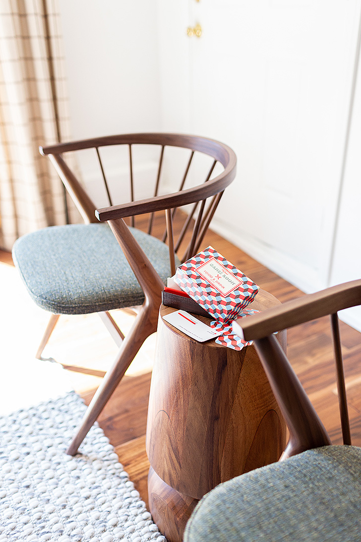 Wood accent chairs with wood end table