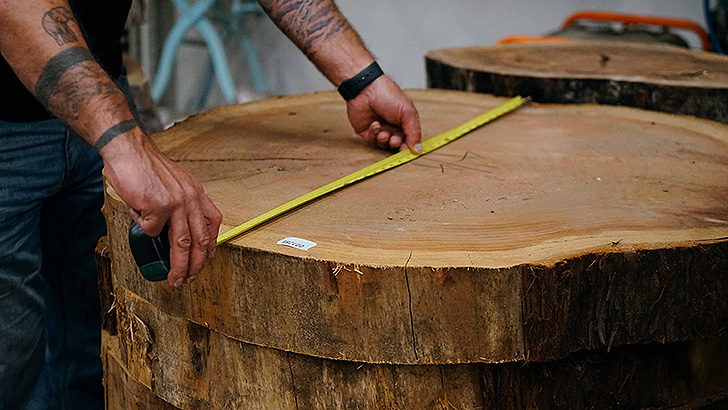 Salvaging Urban Wood In Sacramento, Round Table Truxel